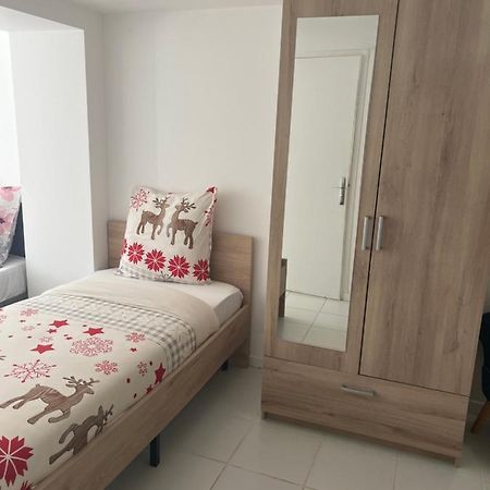 Chaudari Guest House Palaiseau Dış mekan fotoğraf