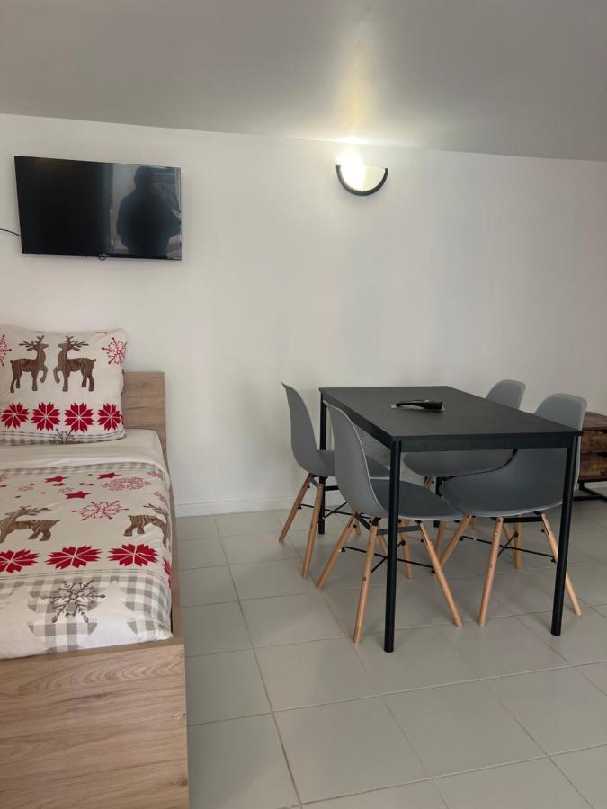 Chaudari Guest House Palaiseau Dış mekan fotoğraf